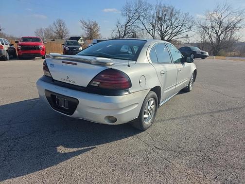 2005 Pontiac Grand Am SE
