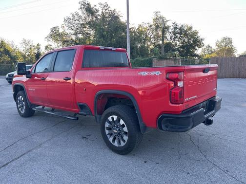2024 Chevrolet Silverado 2500 Custom