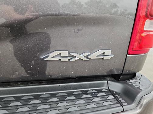 2024 RAM 3500 Laramie Mega Cab 4x4 6'4' Box