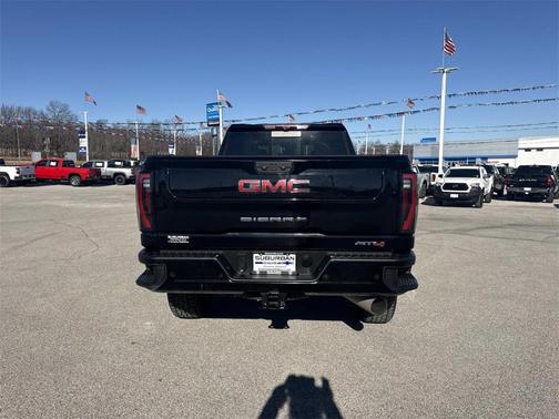 2024 GMC Sierra 2500 AT4