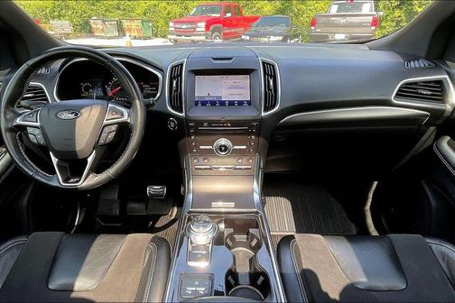 Magnetic Metallic 2019 Ford Edge ST