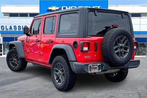 Firecracker Red Clearcoat 2023 Jeep Wrangler Sport