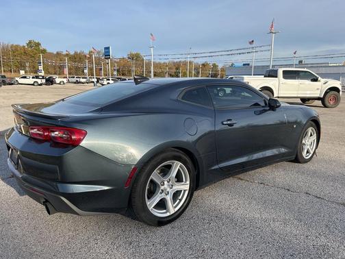 2021 Chevrolet Camaro 1LT