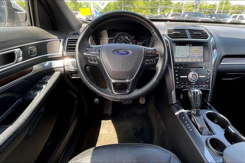 Ingot Silver 2018 Ford Explorer Limited