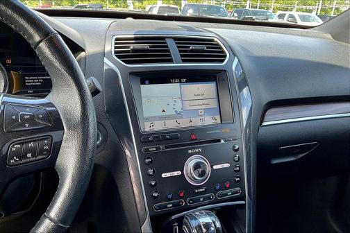 Ingot Silver 2018 Ford Explorer Limited