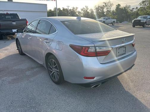2017 Lexus ES 350 Base