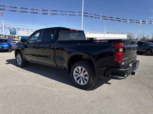 Black 2026 Chevrolet Silverado 1500 Custom