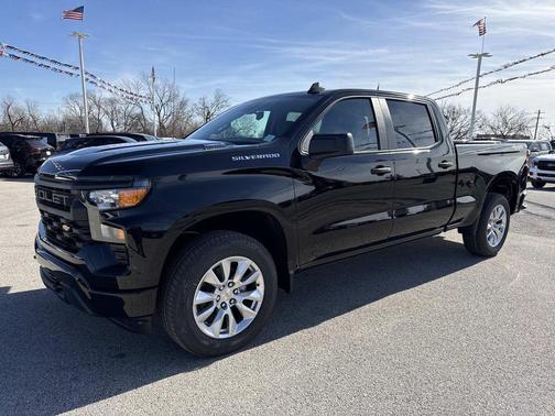 Black 2026 Chevrolet Silverado 1500 Custom