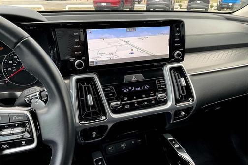 2022 Kia Sorento Plug-In Hybrid SX