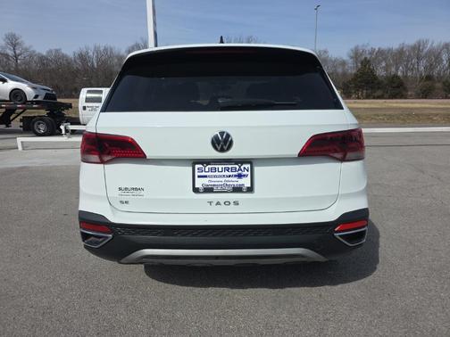 2024 Volkswagen Taos 1.5T SE