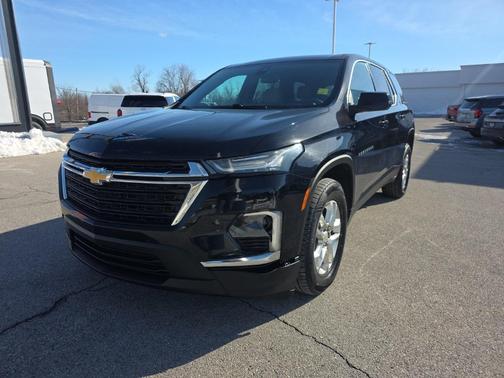 2022 Chevrolet Traverse LS