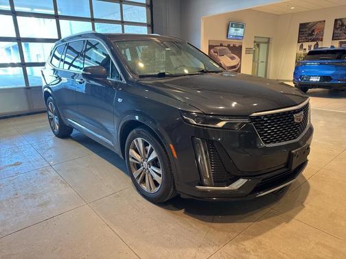 2023 Cadillac XT6 Premium Luxury FWD