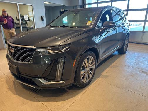 2023 Cadillac XT6 Premium Luxury FWD