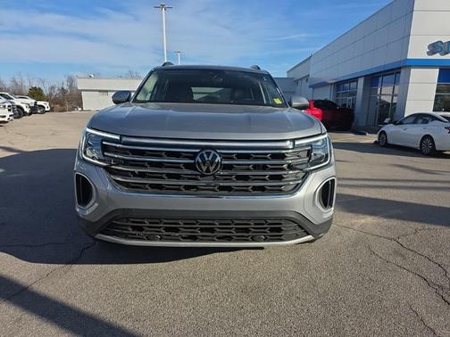 2024 Volkswagen Atlas 2.0T SE w/Technology 4MOTION