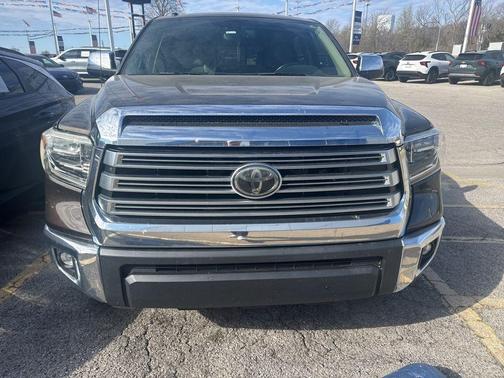 2019 Toyota Tundra SR5