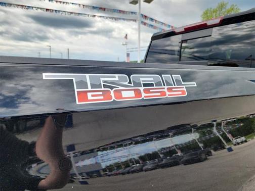 2024 Chevrolet Silverado 1500 LT Trail Boss
