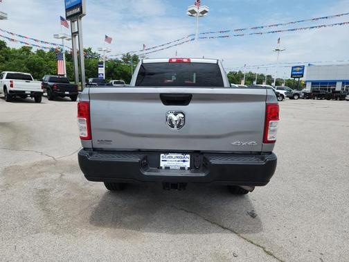 2020 RAM 2500 Tradesman Crew Cab 4X4 6'4' Box