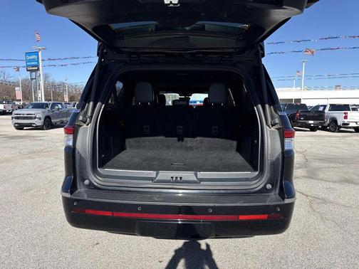 Black Metallic 2024 Lincoln Navigator Premiere