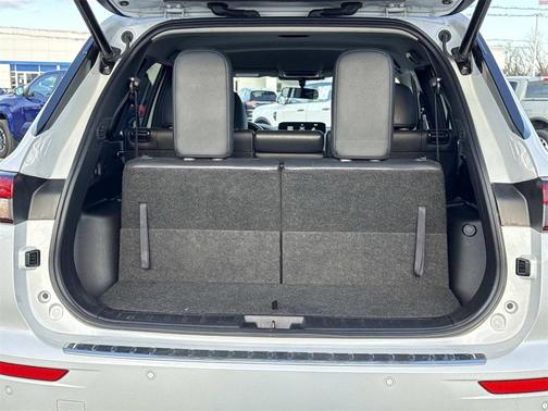 2024 Mitsubishi Outlander SE Black Edition w/Pano Roof S-AWC