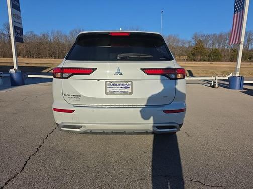 2024 Mitsubishi Outlander SE Black Edition w/Pano Roof S-AWC
