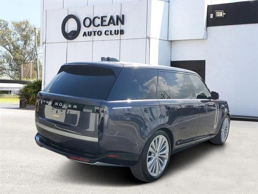 2025 Land Rover Range Rover AUTOBIOGRAPHY