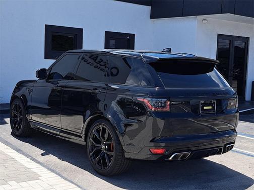 2022 Land Rover Range Rover SVR Carbon Edition