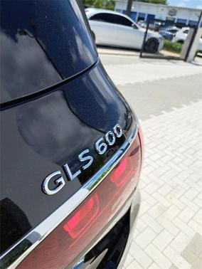 2025 Mercedes-Benz Maybach GLS 600 4MATIC
