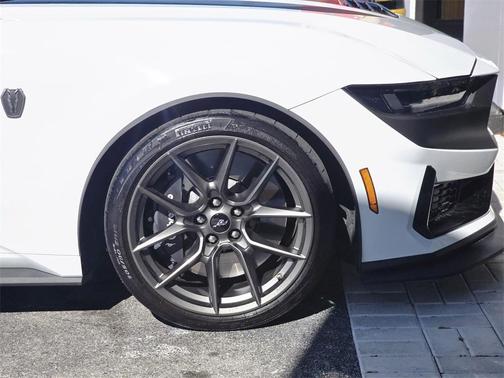 2024 Ford Mustang Dark Horse