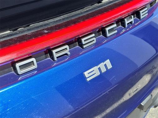 2021 Porsche 911 Carrera