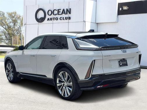 2024 Cadillac LYRIQ Luxury