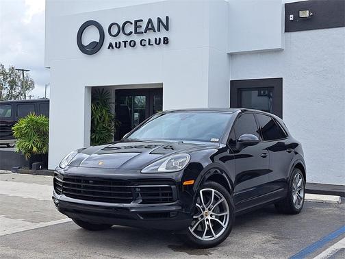 2023 Porsche Cayenne S