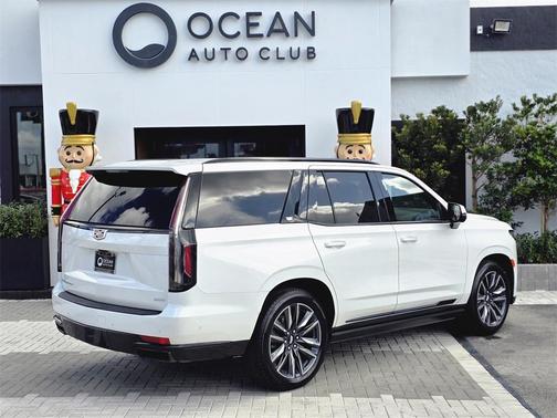 2023 Cadillac Escalade Sport