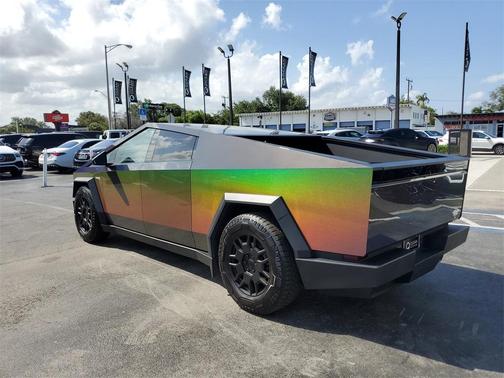 2024 Tesla Cybertruck Base