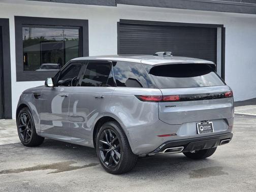 Eiger Grey 2025 Land Rover Range Rover Sport P400 Dynamic SE