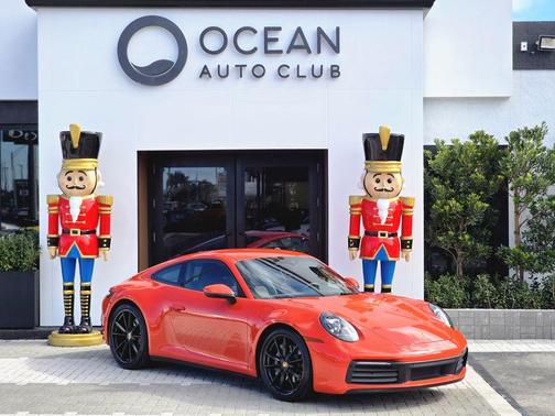 2021 Porsche 911 Carrera