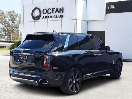 2022 Rolls-Royce Cullinan Base