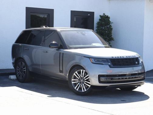 2023 Land Rover Range Rover P530 SE