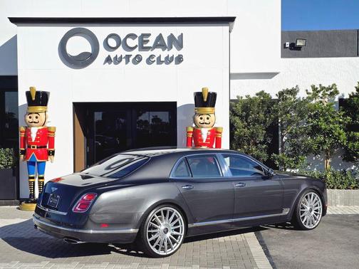 Gray 2017 Bentley Mulsanne Speed