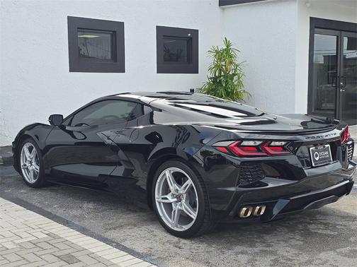 2023 Chevrolet Corvette Stingray w/1LT