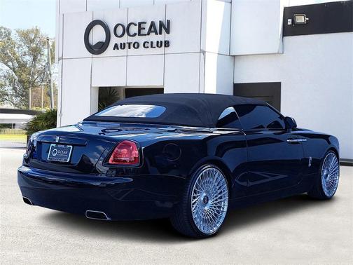 2020 Rolls-Royce Dawn Base