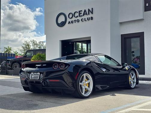 2021 Ferrari F8 Spider Base