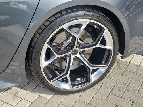 Daytona Gray Pearl Effect 2024 Audi RS 6 Avant 4.0T