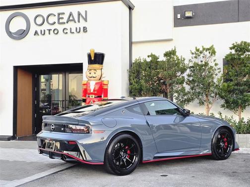 2025 Nissan Z NISMO