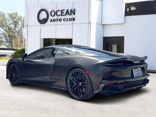 2022 McLaren GT Base