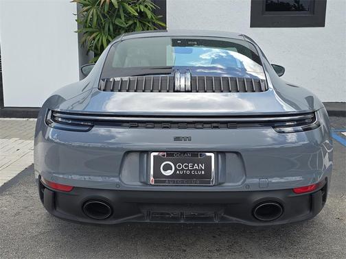 2024 Porsche 911 Carrera GTS