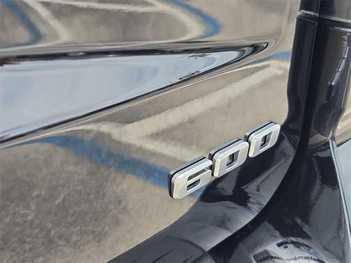 2025 Cadillac Escalade ESV Sport