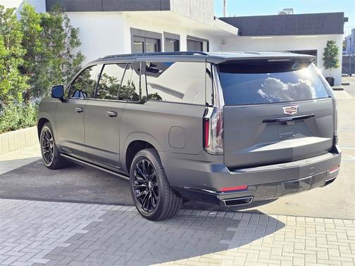 2025 Cadillac Escalade ESV Sport Platinum