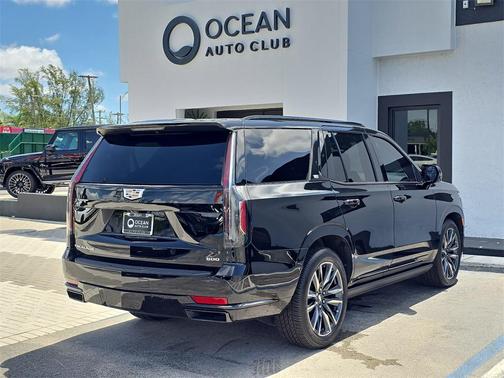 2022 Cadillac Escalade Sport Platinum