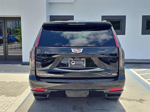 2022 Cadillac Escalade Sport Platinum