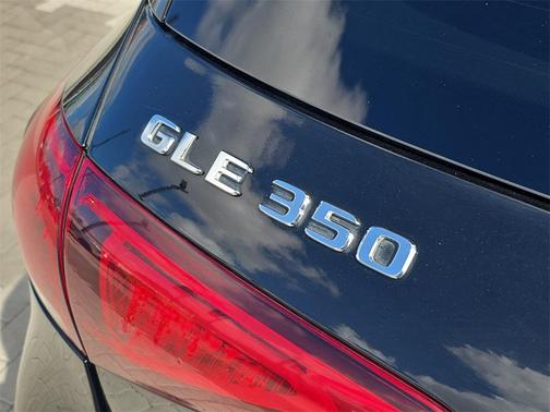 2022 Mercedes-Benz GLE 350 Base